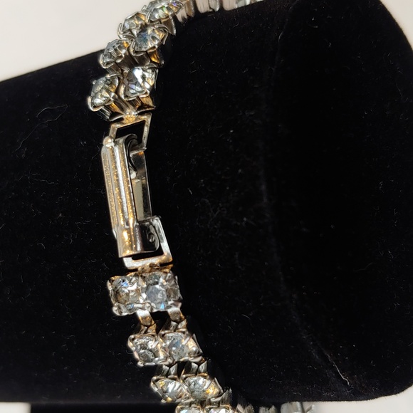 Stylish Formal Wear Rhinestone Women's Bracelet in Black Silver, 7 Inches - Picture 8 of 14